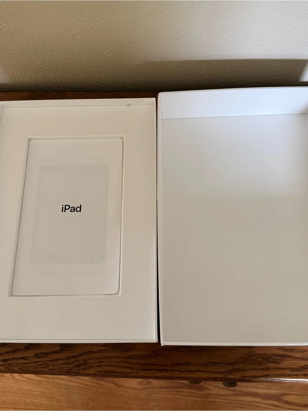 Apple iPad Tablet Generation 9 empty box